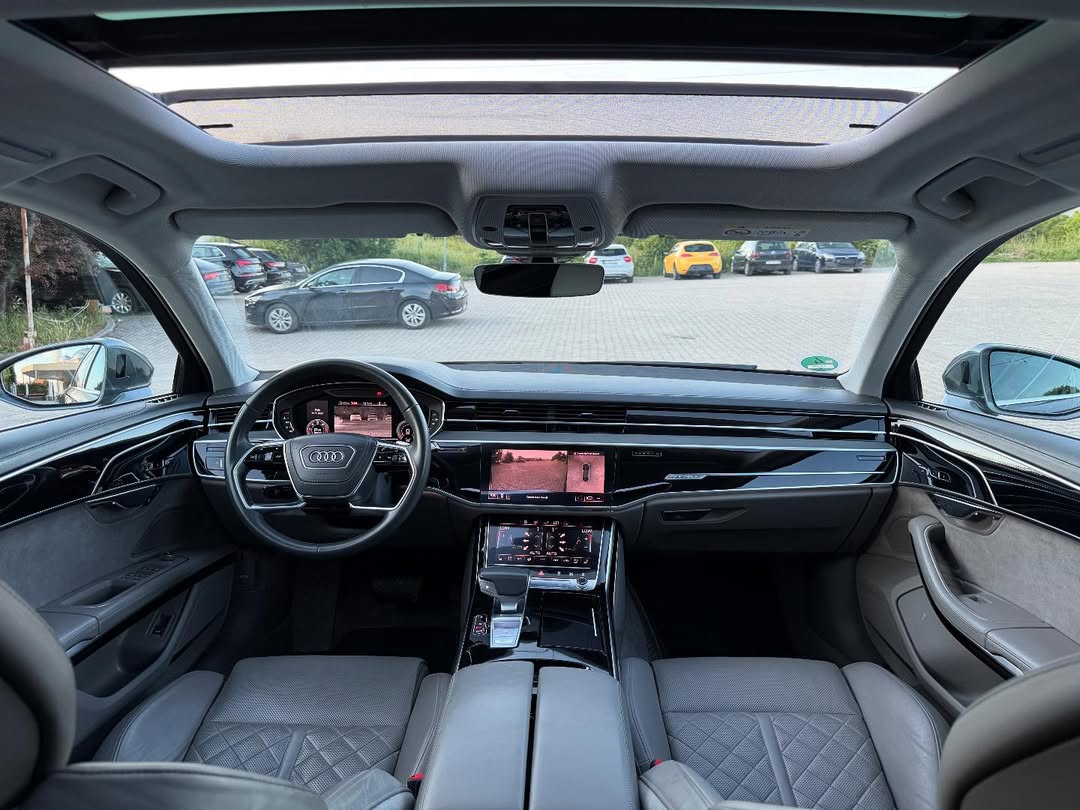 
								Audi A8 full									