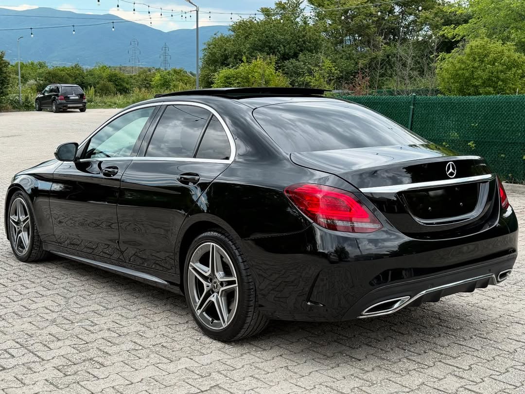 
								Mercedes C200d full									