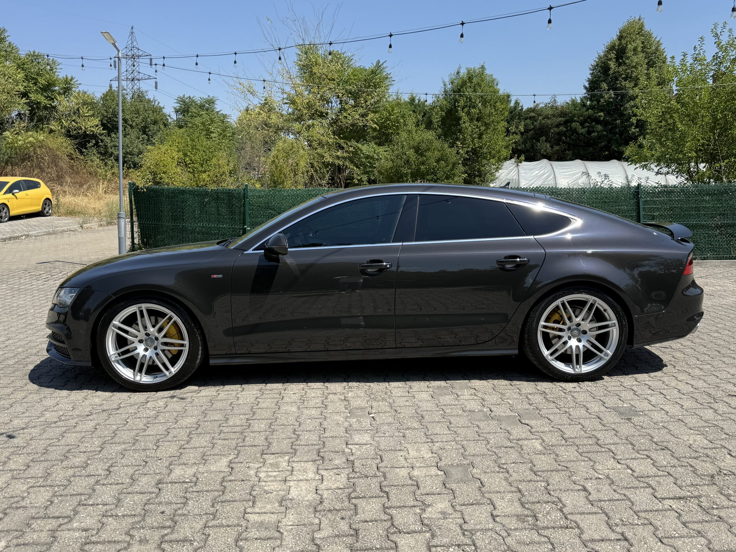 
								Audi A7 3.0TDI-245ps Quattro full									