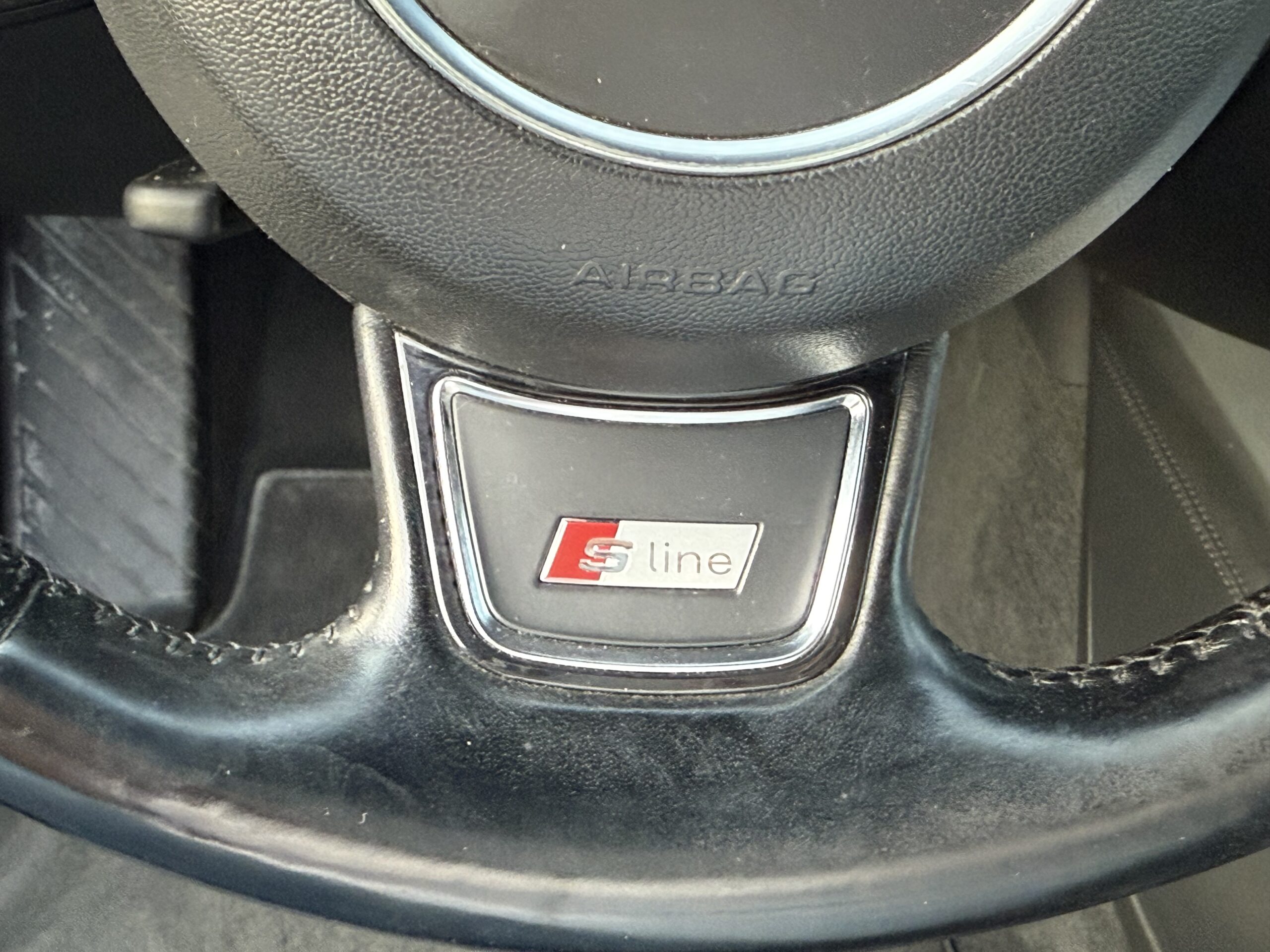 
								Audi A7 3.0TDI-245ps Quattro full									
