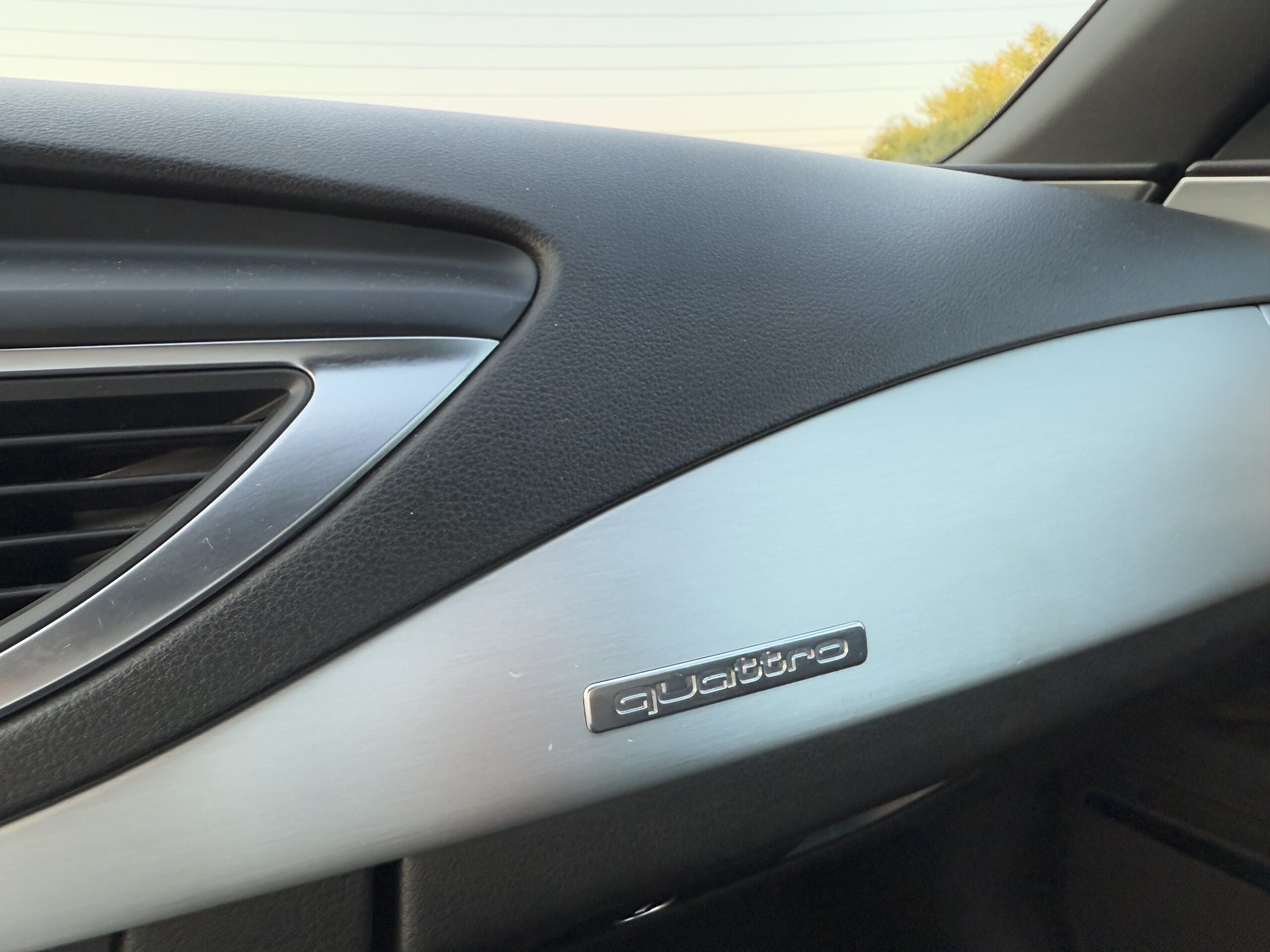 
								Audi A7 3.0TDI-245ps Quattro full									