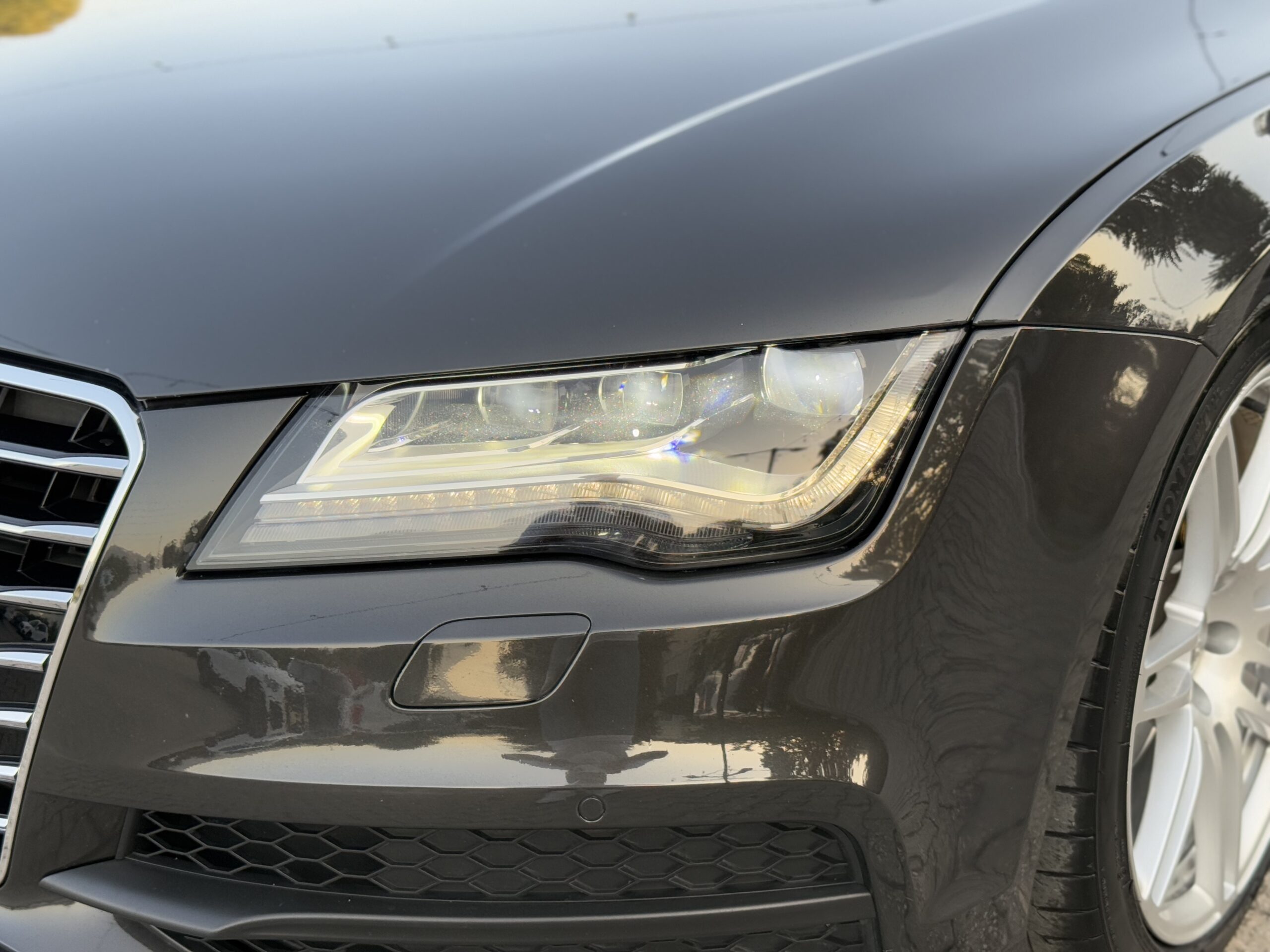 
								Audi A7 3.0TDI-245ps Quattro full									